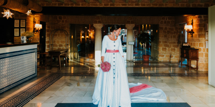 Vestido de novia. Parador de Carmona.