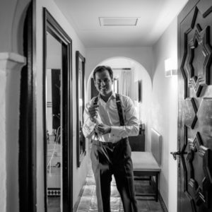 Preparativos de boda. El novio.